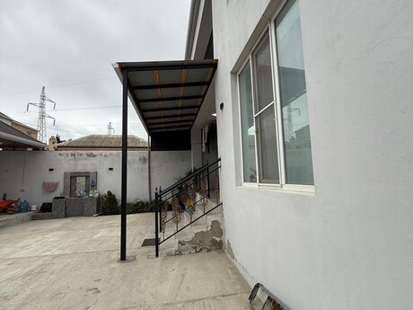 4 otaqlı həyət evi/bağ evi - Hökməli q. - 200 m²