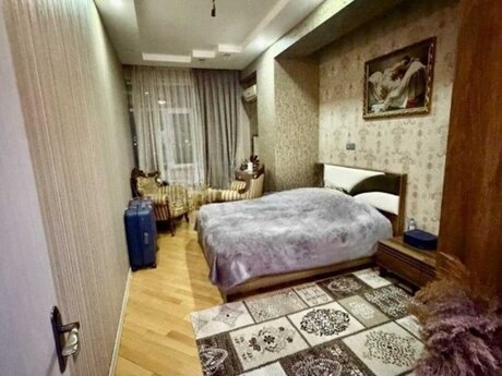 3 otaqlı yeni tikili - Nizami r. - 111 m²
