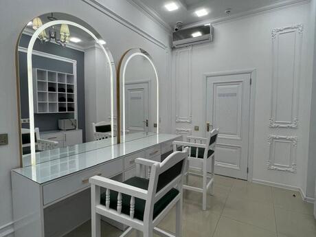 Obyekt - 8 Noyabr m. - 100 m²