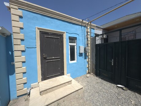2 otaqlı həyət evi/bağ evi - Binəqədi q. - 45 m²
