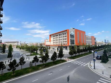 4 otaqlı yeni tikili - Ağ şəhər q. - 192 m²