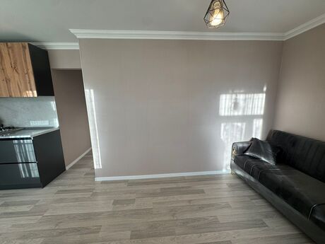 2 otaqlı köhnə tikili - Gənclik m. - 45 m²