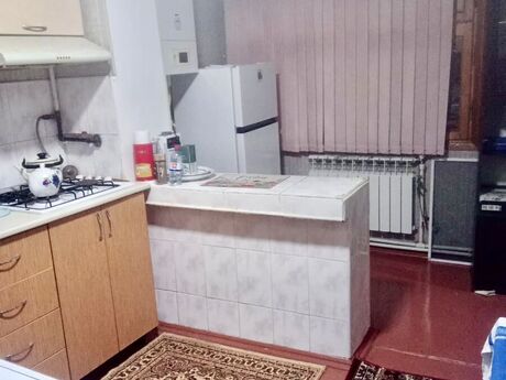 2 otaqlı köhnə tikili - Əhmədli m. - 50 m²