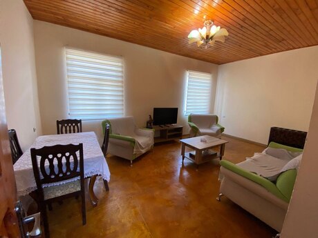 4 otaqlı həyət evi/bağ evi - Xaçmaz - 120 m²