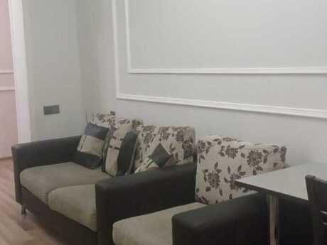 3 otaqlı köhnə tikili - Elmlər Akademiyası m. - 75 m²
