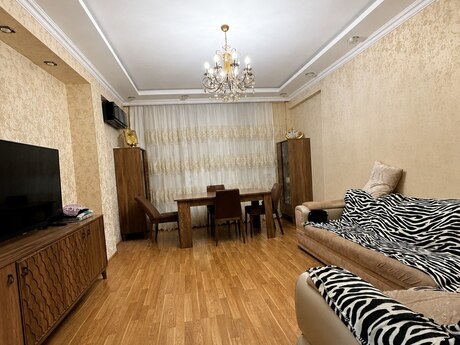 3 otaqlı yeni tikili - İnşaatçılar m. - 78 m²