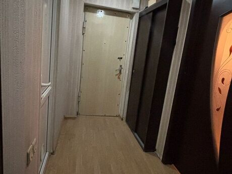 3 otaqlı köhnə tikili - Elmlər Akademiyası m. - 70 m²
