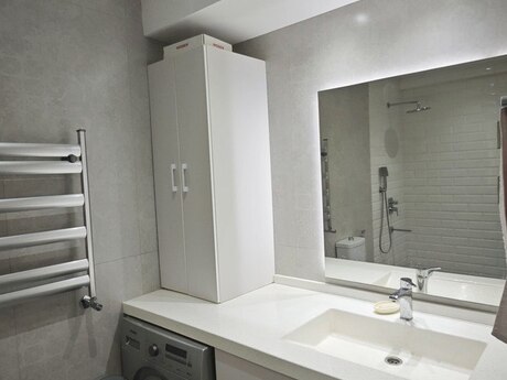 4 otaqlı yeni tikili - Neftçilər m. - 100 m²