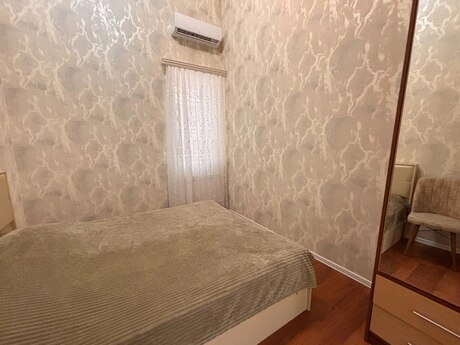 2 otaqlı köhnə tikili - Sahil m. - 40 m²