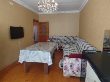 2 otaqlı köhnə tikili - Həzi Aslanov m. - 62 m²