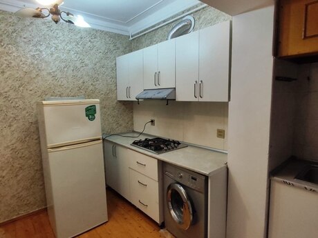 2 otaqlı köhnə tikili - Əhmədli m. - 58 m²