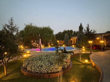 5 otaqlı həyət evi/bağ evi - Bilgəh q. - 400 m²