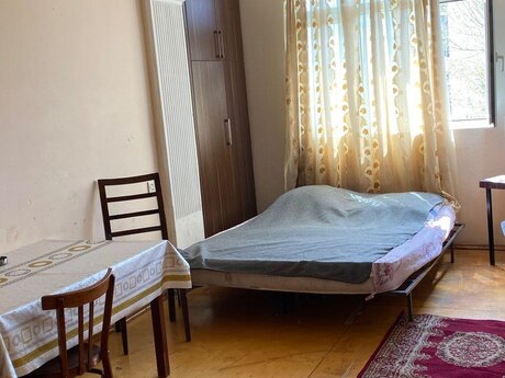 2 otaqlı köhnə tikili - Həzi Aslanov m. - 55 m²