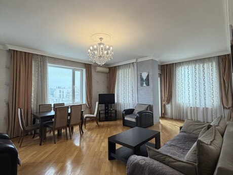 3 otaqlı yeni tikili - Şah İsmayıl Xətai m. - 120 m²