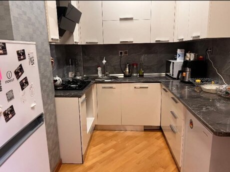 2 otaqlı yeni tikili - Memar Əcəmi m. - 80 m²