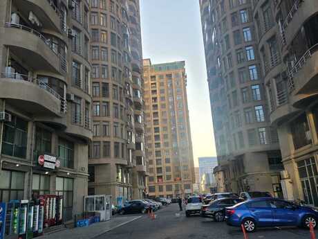 5 otaqlı yeni tikili - Şah İsmayıl Xətai m. - 226 m²