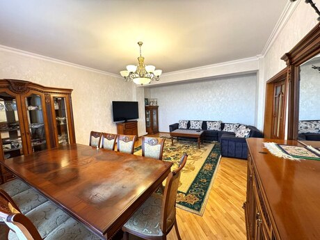 3 otaqlı yeni tikili - Nizami m. - 130 m²