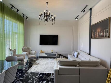 4 otaqlı həyət evi/bağ evi - Mərdəkan q. - 170 m²