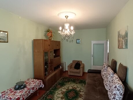 3 otaqlı köhnə tikili - Yasamal r. - 72 m²