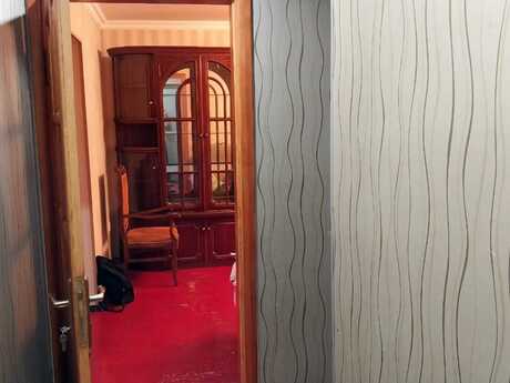 2 otaqlı köhnə tikili - 8-ci mikrorayon q. - 60 m²