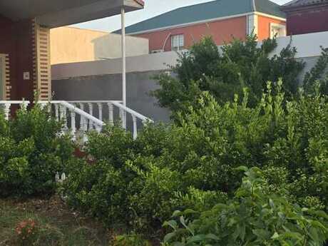 4 otaqlı həyət evi/bağ evi - Şüvəlan q. - 80 m²