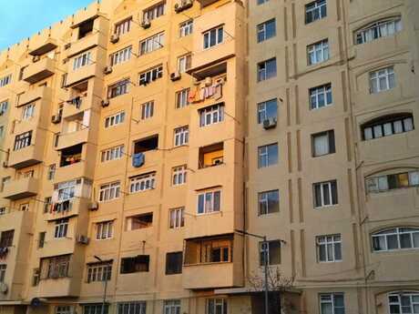 2 otaqlı köhnə tikili - Yeni Günəşli q. - 60 m²