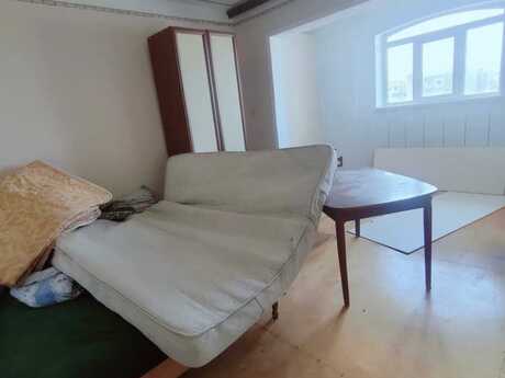 3 otaqlı köhnə tikili - Biləcəri q. - 80 m²