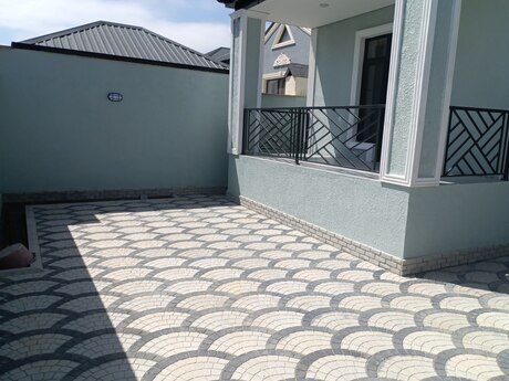 4 otaqlı həyət evi/bağ evi - Binə q. - 130 m²