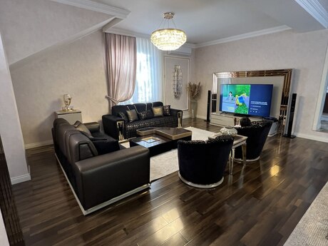5 otaqlı həyət evi/bağ evi - Bakıxanov q. - 280 m²