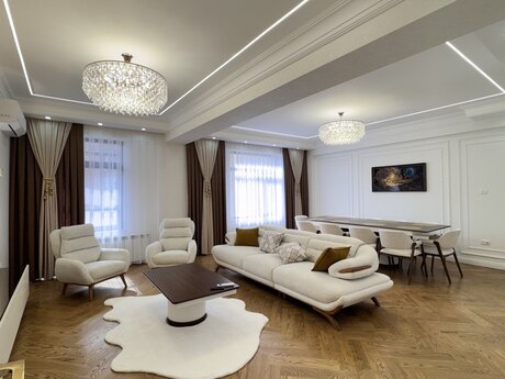 4 otaqlı yeni tikili - Nəsimi r. - 206 m²