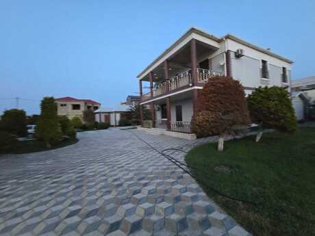 5 otaqlı həyət evi/bağ evi - Mərdəkan q. - 350 m²
