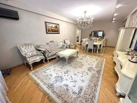4 otaqlı yeni tikili - Nəsimi r. - 181 m²
