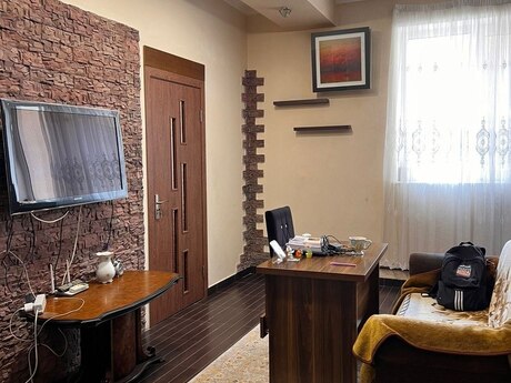 3 otaqlı yeni tikili - 8 Noyabr m. - 50 m²