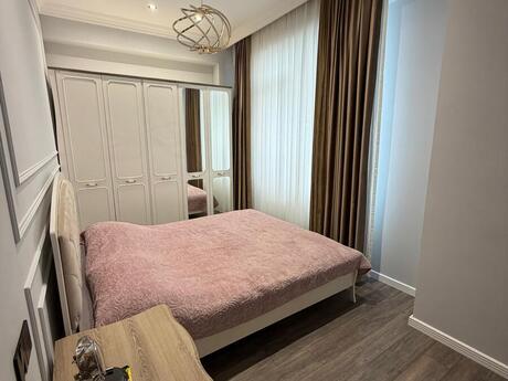 3 otaqlı yeni tikili - Şah İsmayıl Xətai m. - 80 m²