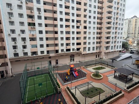 3-комн. новостройка - Наримановский р. - 125 м²