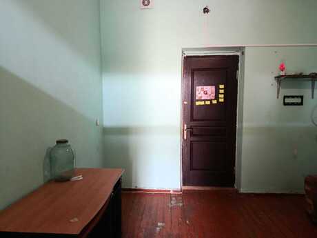 1 otaqlı köhnə tikili - Elmlər Akademiyası m. - 28 m²