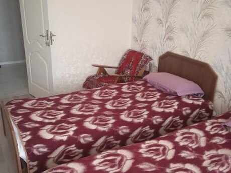 3 otaqlı yeni tikili - Bakıxanov q. - 90 m²