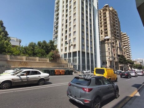 8 otaqlı həyət evi/bağ evi - 8 Noyabr m. - 480 m²