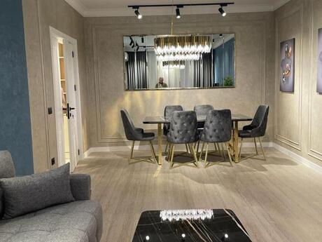 2 otaqlı yeni tikili - 8 Noyabr m. - 105 m²
