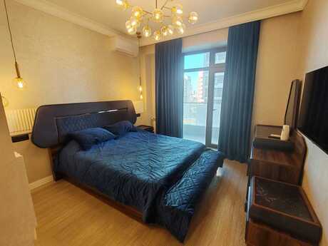 2 otaqlı yeni tikili - 8 Noyabr m. - 105 m²