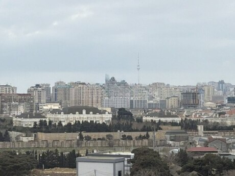 3 otaqlı köhnə tikili - 8-ci mikrorayon q. - 85 m²