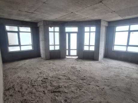 3 otaqlı yeni tikili - Yasamal r. - 158 m²