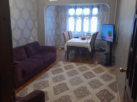 2 otaqlı köhnə tikili - Neftçilər m. - 52 m²