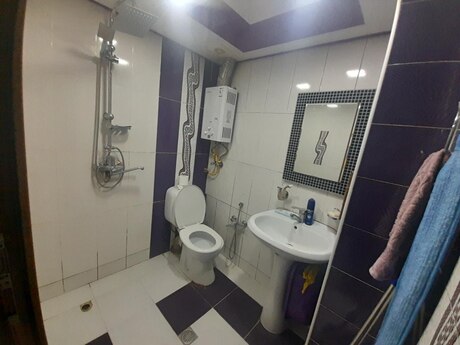 2 otaqlı köhnə tikili - Neftçilər m. - 52 m²
