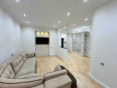 2 otaqlı yeni tikili - Nəsimi r. - 174 m²