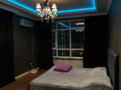 3 otaqlı yeni tikili - Şah İsmayıl Xətai m. - 150 m²