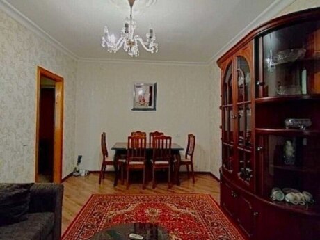 2 otaqlı köhnə tikili - Elmlər Akademiyası m. - 35 m²