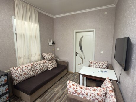2 otaqlı köhnə tikili - Sahil m. - 50 m²