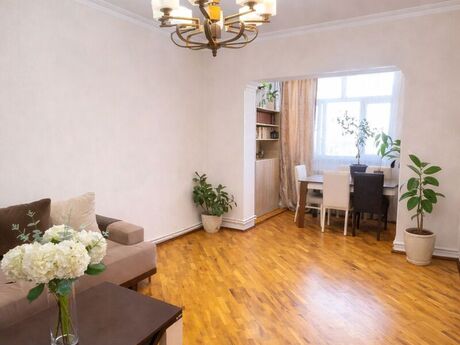 3 otaqlı köhnə tikili - Neftçilər m. - 80 m²