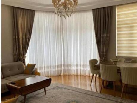 3 otaqlı yeni tikili - Bakıxanov q. - 140 m²